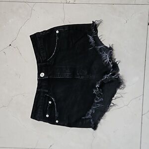 WOMEN'S ZARA BLACK RIPPED CUT DENIM JEAN SHORTS SZ 4 $50